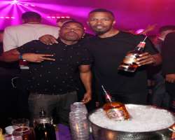 Jamie Foxx consuming alcohol